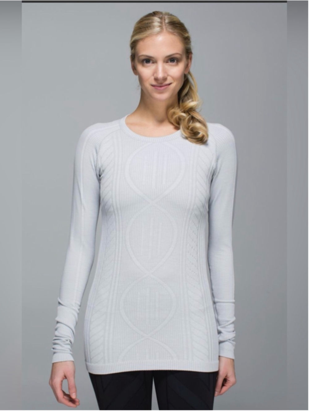 Lululemon Rest Less Pullover Heathered Silver Spoon W3H11S